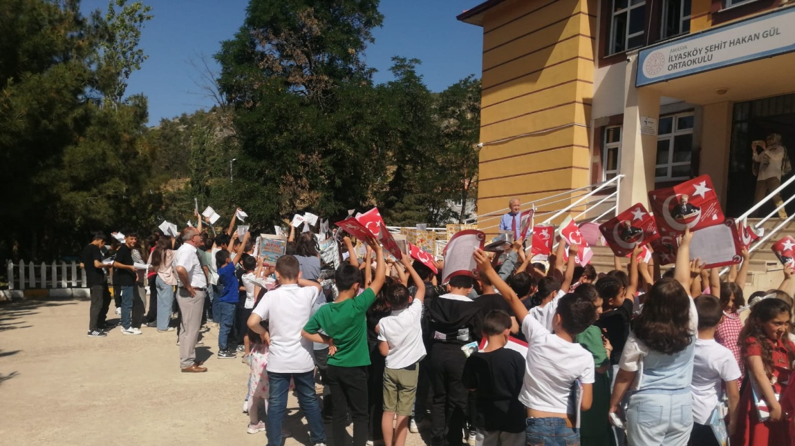  ÖĞRENCİLERİMİZİN KARNE HEYECANI!